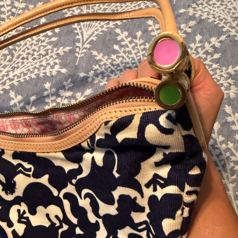 Lily Pulitzer Corduroy hobo shoulder bag. - Picture 9 of 9
